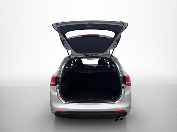 Kia Ceed 15 of 25