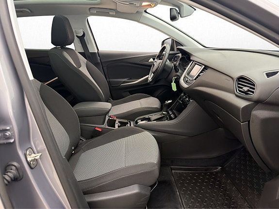 Opel Grandland X 12 of 29