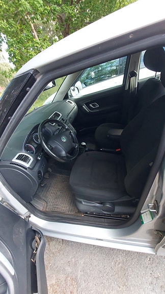 Skoda Fabia 3 of 12