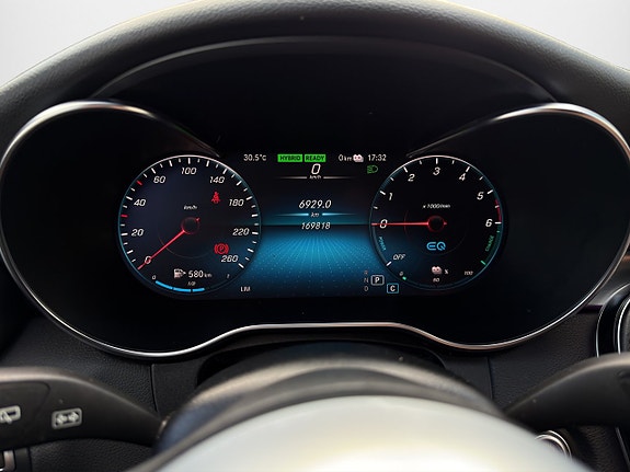 Mercedes-Benz C300 14 of 18