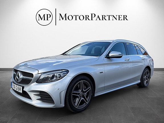 Mercedes-Benz C300 3 of 18
