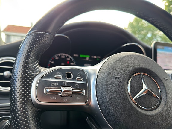 Mercedes-Benz C300 15 of 18
