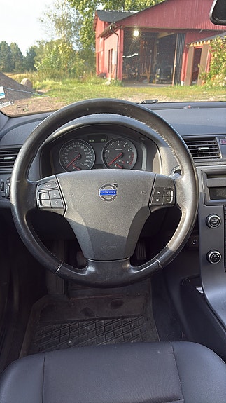 Volvo V50 5 of 8