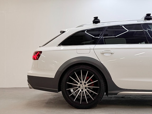 Audi A6 allroad 21 of 23