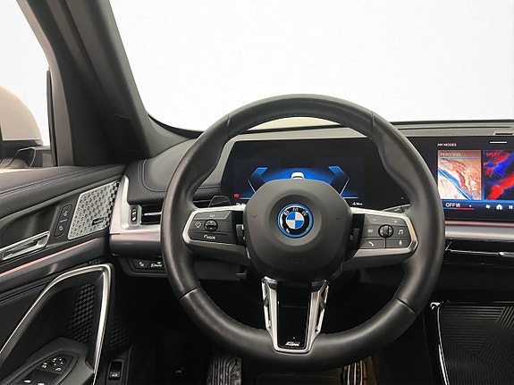 BMW iX1 13 of 30