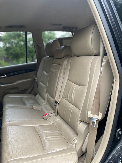 Toyota Land Cruiser 9 of 14