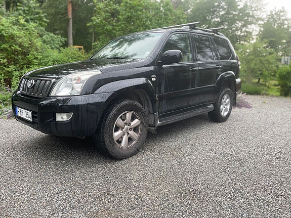 Toyota Land Cruiser 4 of 14