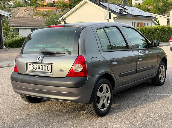 Renault Clio 4 of 6