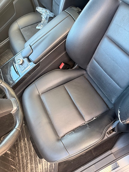 Mercedes-Benz E350 4 of 7