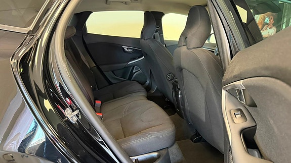 Volvo V40 19 of 19