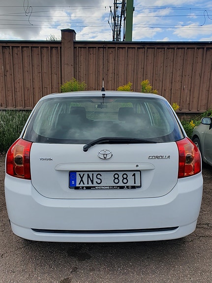 Toyota Corolla 9 of 9
