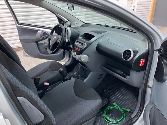 Toyota Aygo 12 of 29