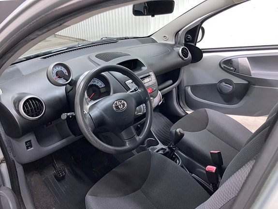 Toyota Aygo 15 of 29