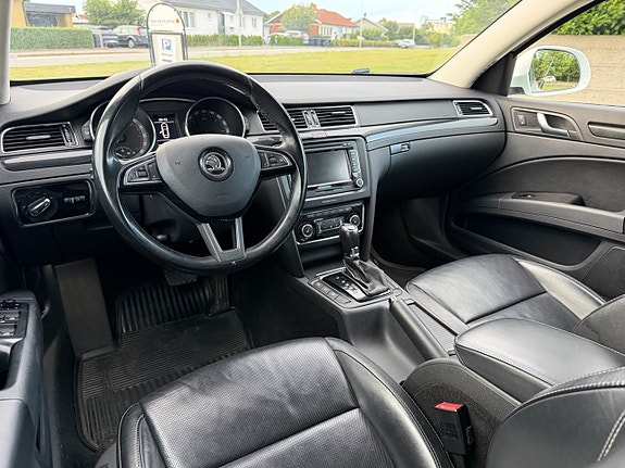 Skoda Superb 11 of 13