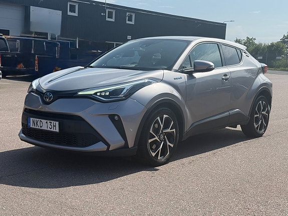 Toyota C-HR 4 of 18
