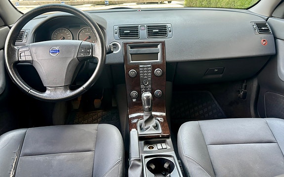 Volvo V50 5 of 6