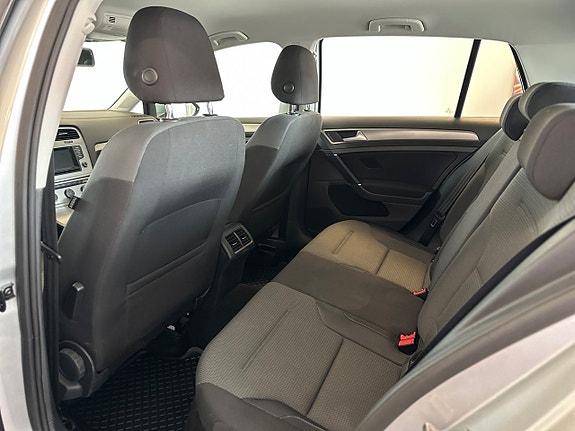 Volkswagen Golf I 17 of 22