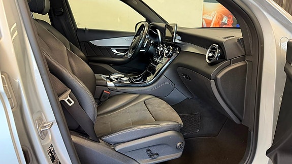 Mercedes-Benz GLC220 d 12 of 24