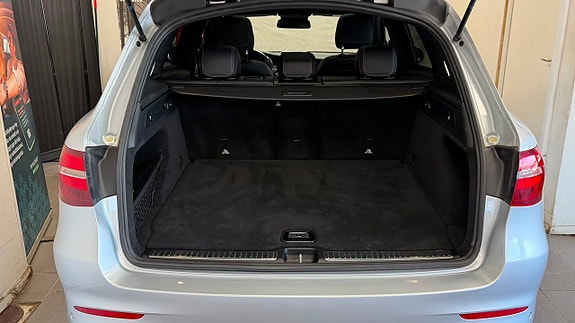 Mercedes-Benz GLC220 d 9 of 24