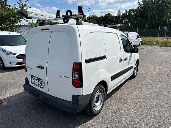 Peugeot Partner 4 of 8