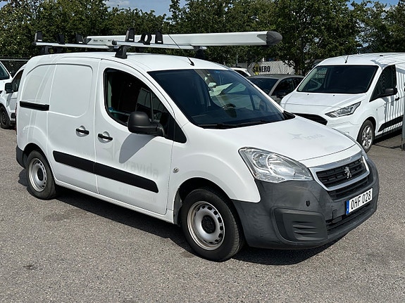 Peugeot Partner 2 of 8