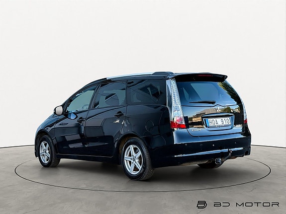 Mitsubishi Grandis 7 of 16