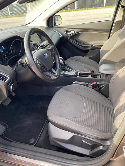 Ford Focus 8 of 9