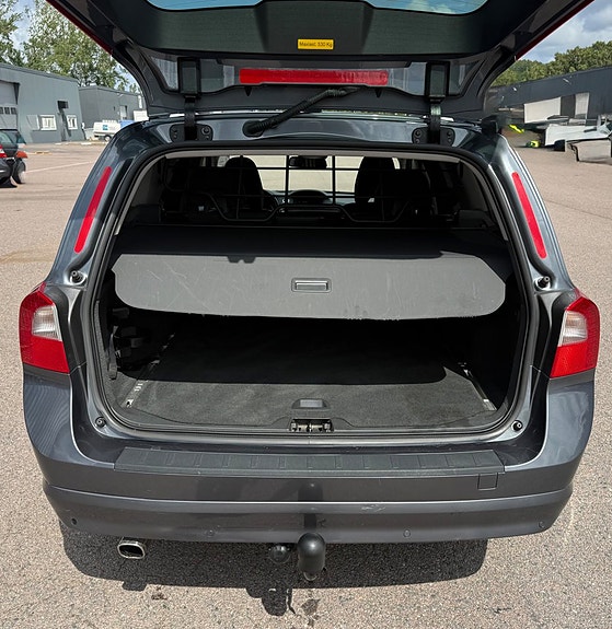 Volvo V70 14 of 20