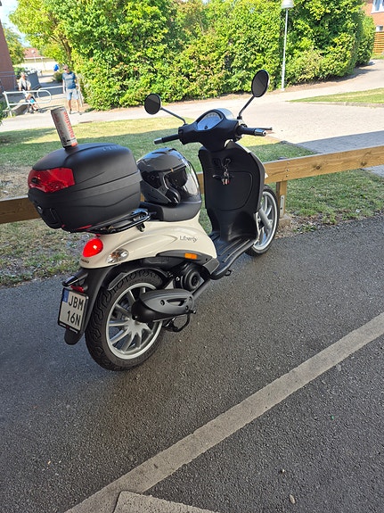Piaggio Liberty 2 of 4