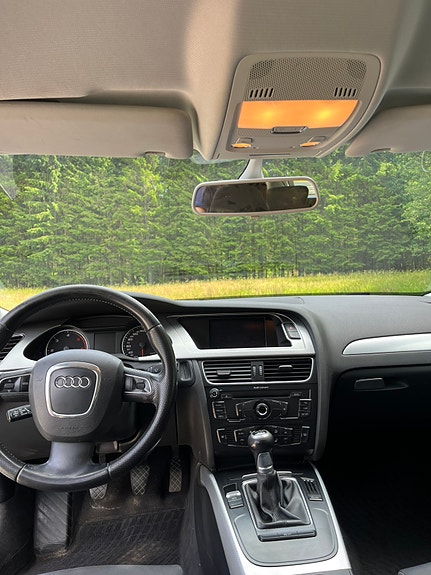 Audi A4 5 of 5