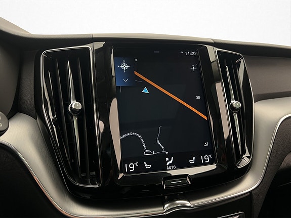Volvo XC60 19 of 30