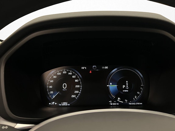 Volvo XC60 16 of 30