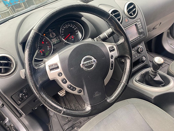 Nissan Qashqai+2 8 of 15
