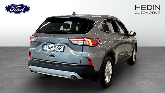 Ford Kuga 2 of 9