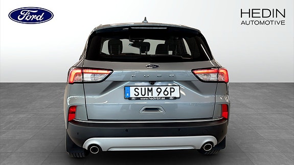 Ford Kuga 7 of 9