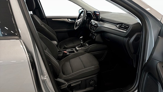 Ford Kuga 3 of 9