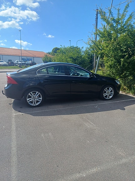 Volvo S60 4 of 4