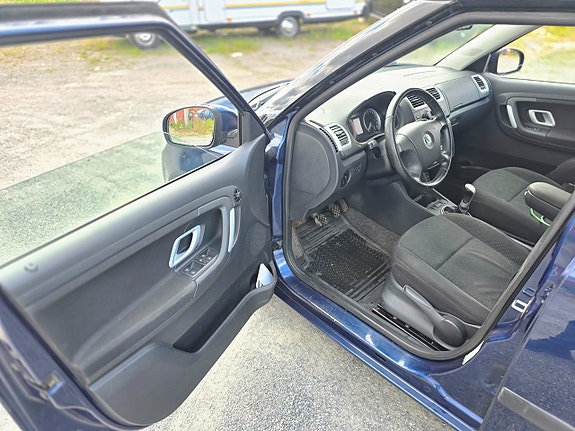 Skoda Fabia 13 of 21