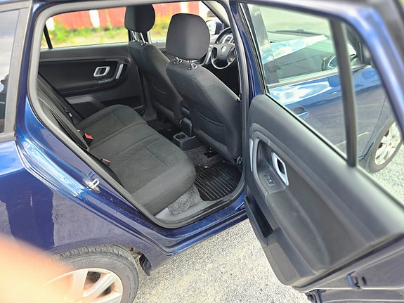 Skoda Fabia 16 of 21
