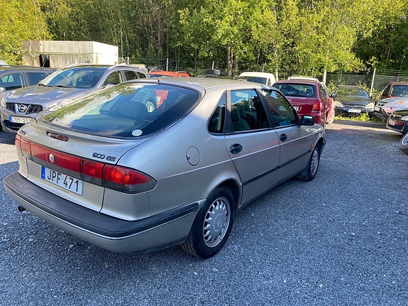 Saab 900 10 of 10