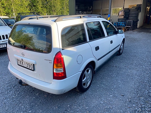 Opel Astra 9 of 9