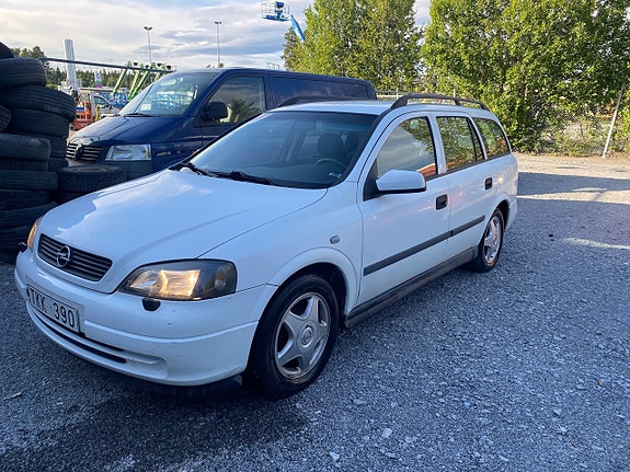 Opel Astra 8 of 9