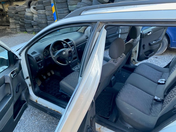 Opel Astra 5 of 9