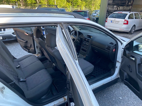 Opel Astra 3 of 9