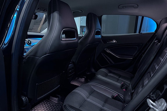 Mercedes-Benz GLA200 d 11 of 18