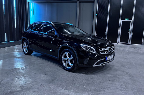 Mercedes-Benz GLA200 d 7 of 18
