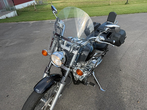 Yamaha XVS1100A 3 of 4