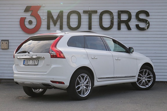 Volvo XC60 6 of 29