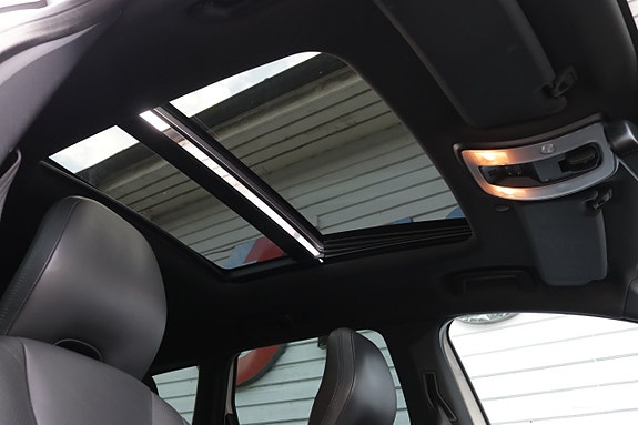 Volvo XC60 11 of 29