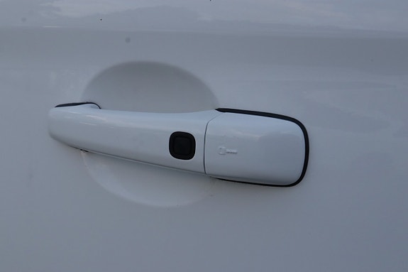 Volvo XC60 7 of 29
